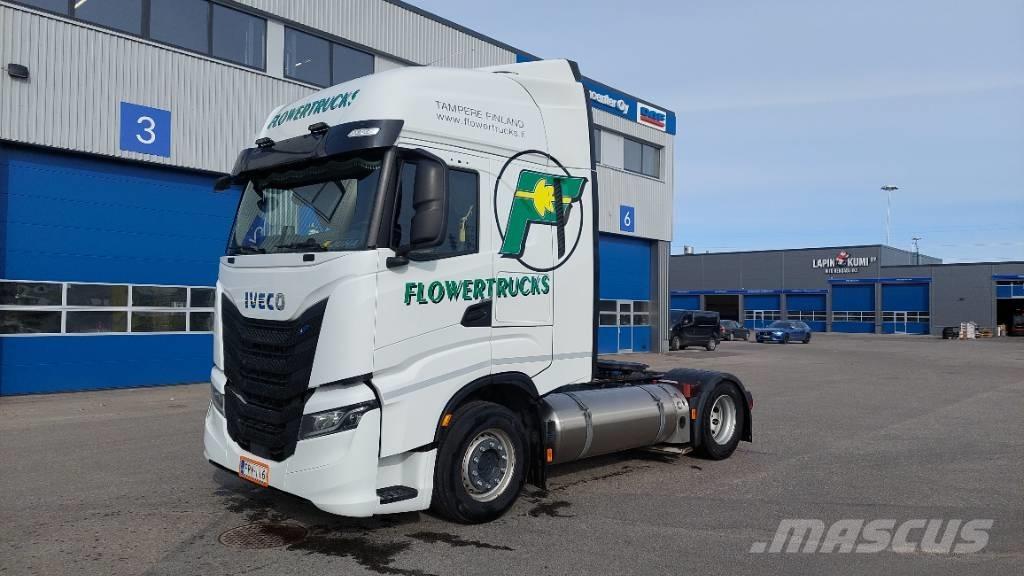 Iveco S-Way 460 LNG Trækkere