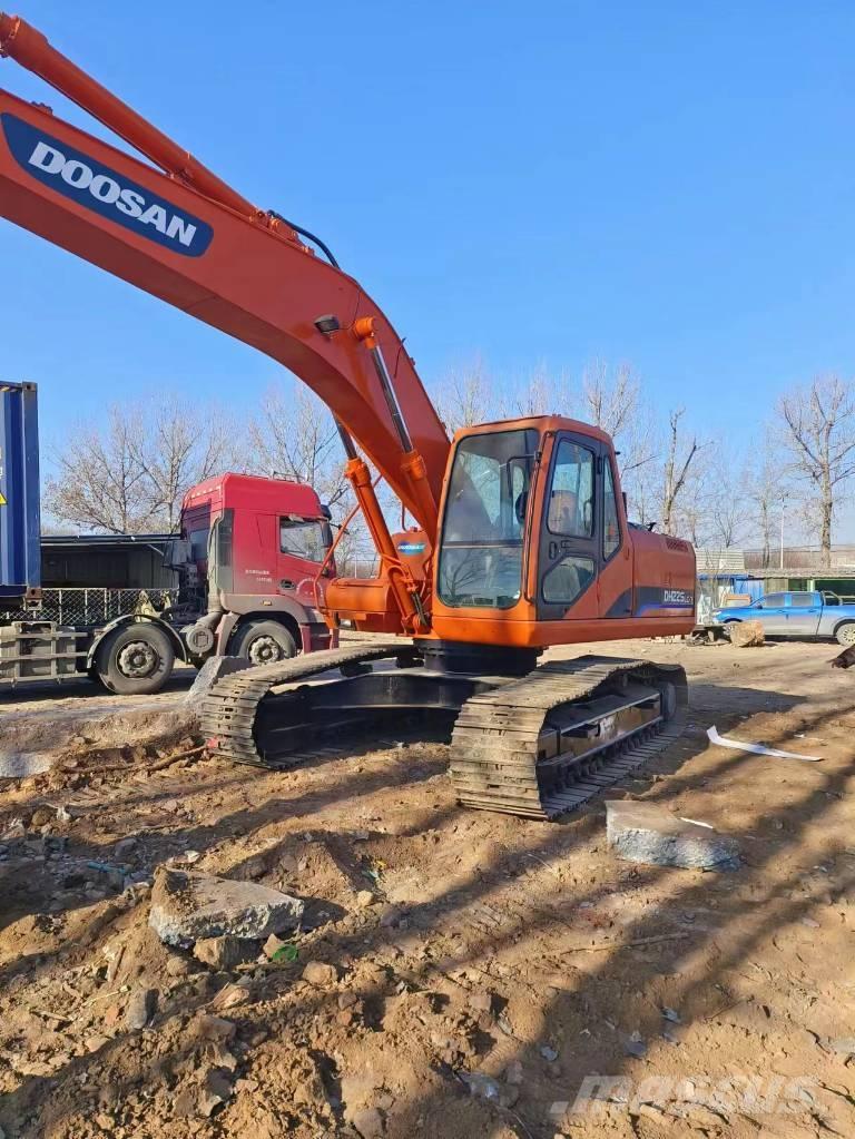 Doosan DH225LC-7 Gravemaskiner på larvebånd
