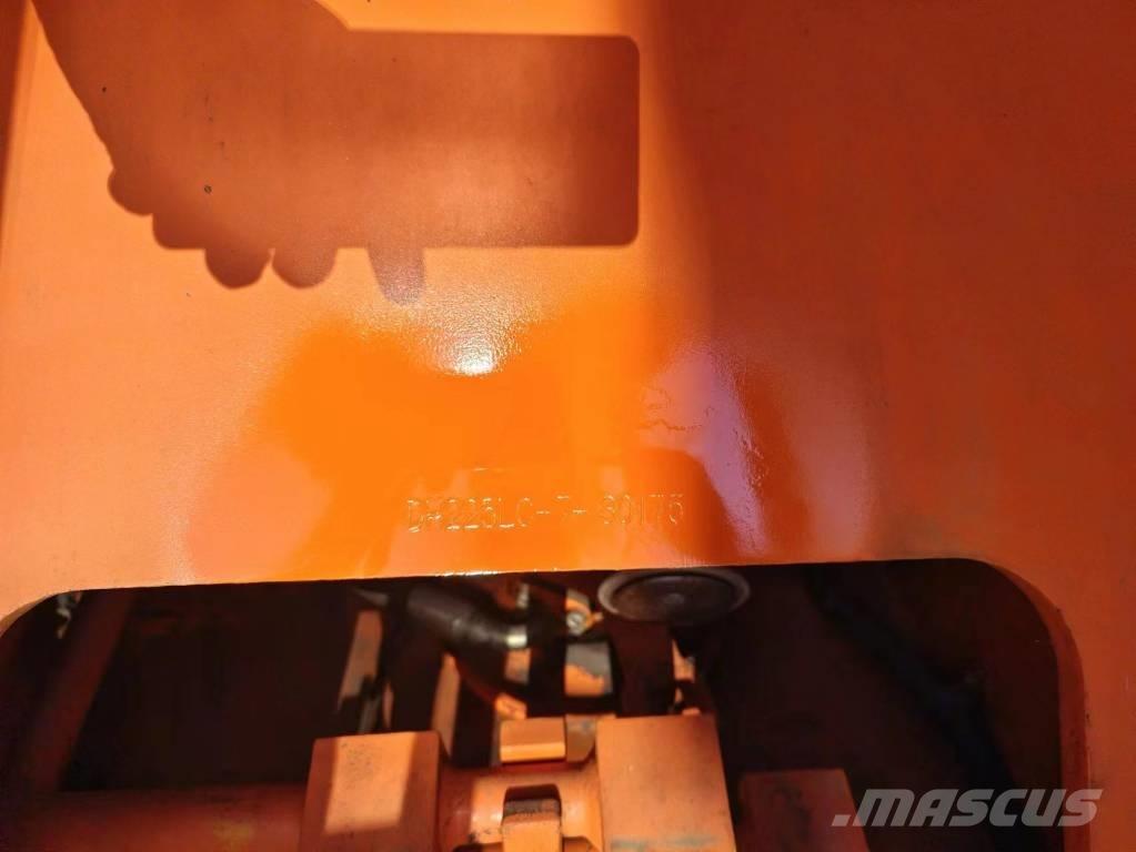 Doosan DH225LC-7 Gravemaskiner på larvebånd