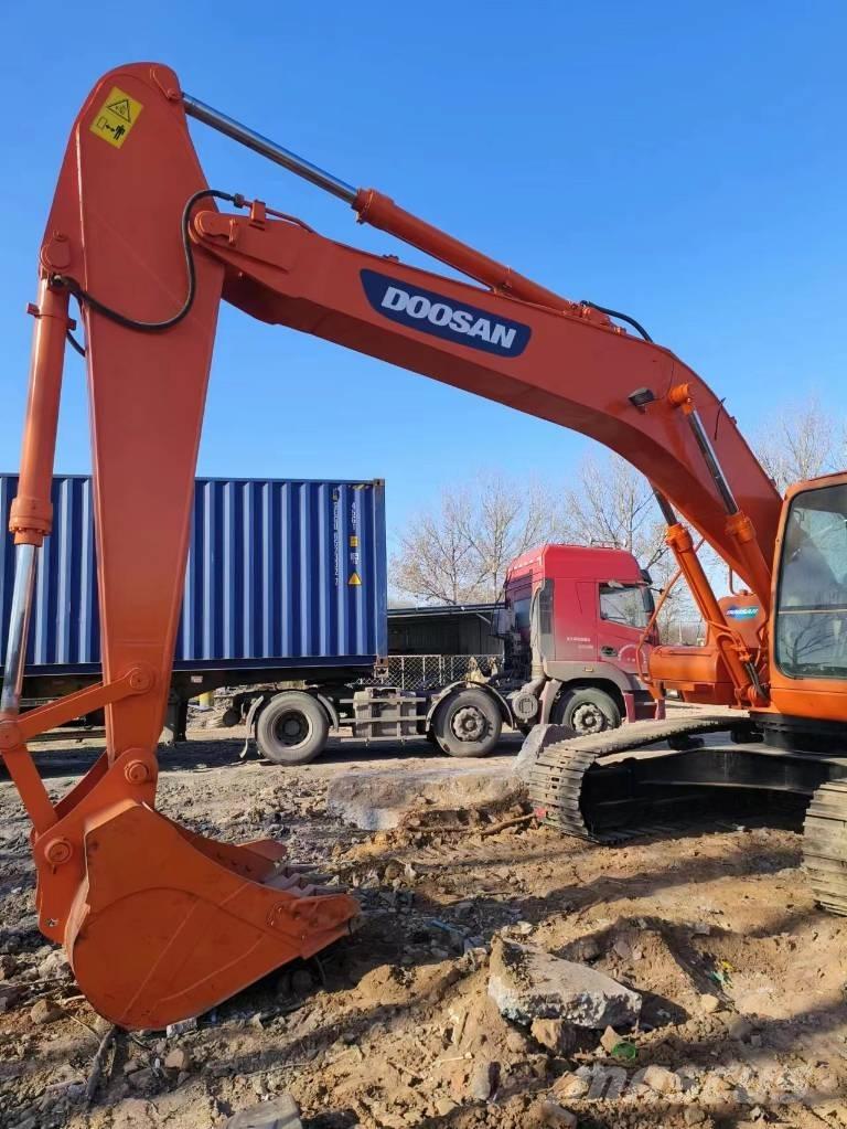 Doosan DH225LC-7 Gravemaskiner på larvebånd