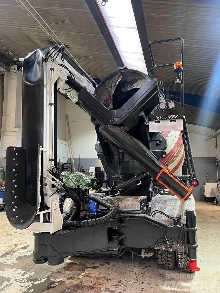 Mercedes-Benz 3244 Betonbiler