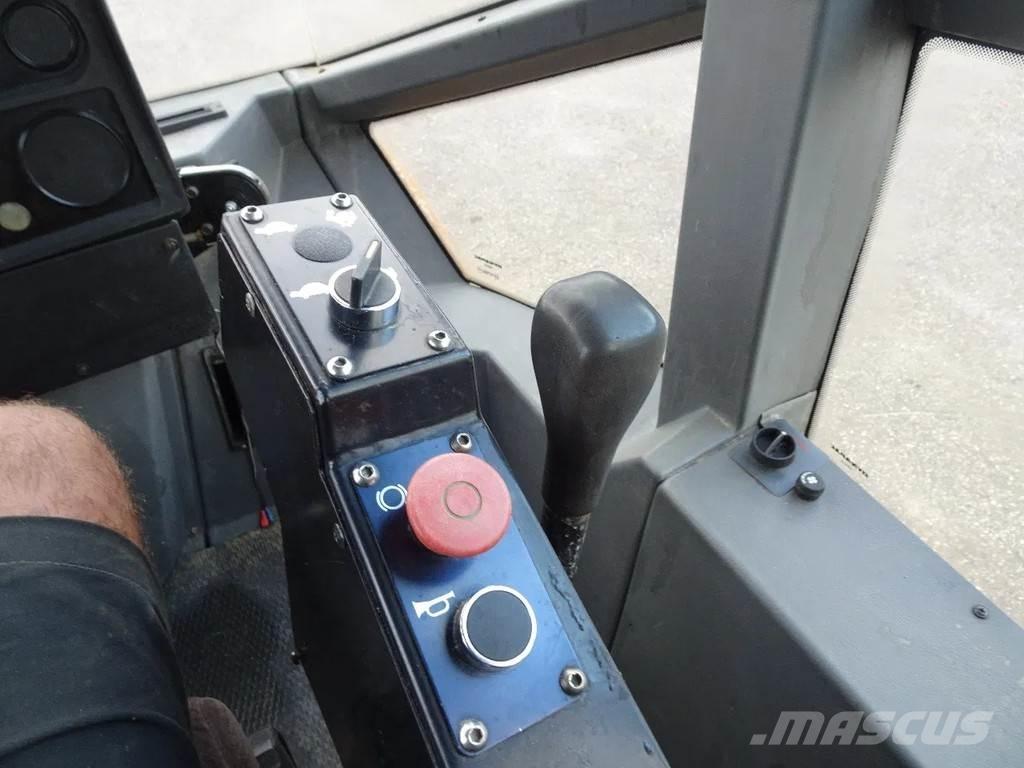 Dynapac CA152D Tromle med luftdæk