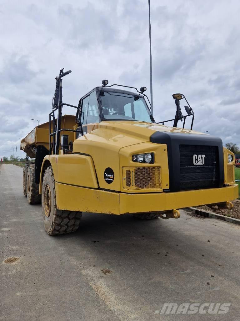 CAT 735C2 Terrængående lastbiler