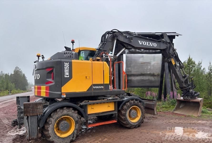 Volvo EWR 150 E Gravemaskiner på hjul