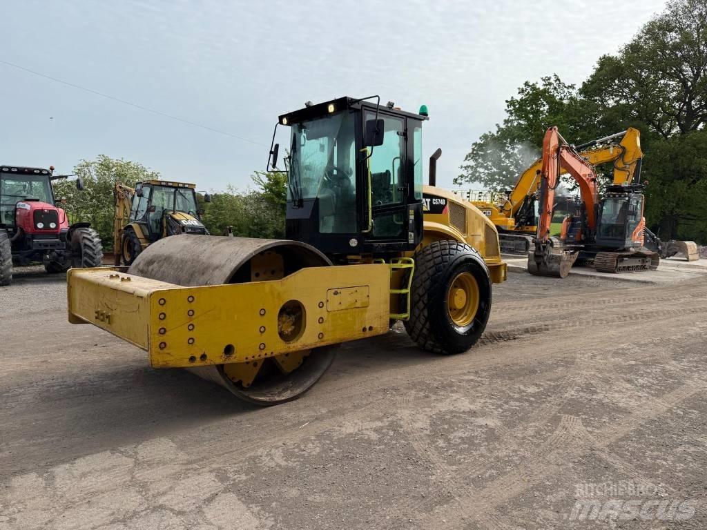 CAT CS 74 B Enkelt tromle