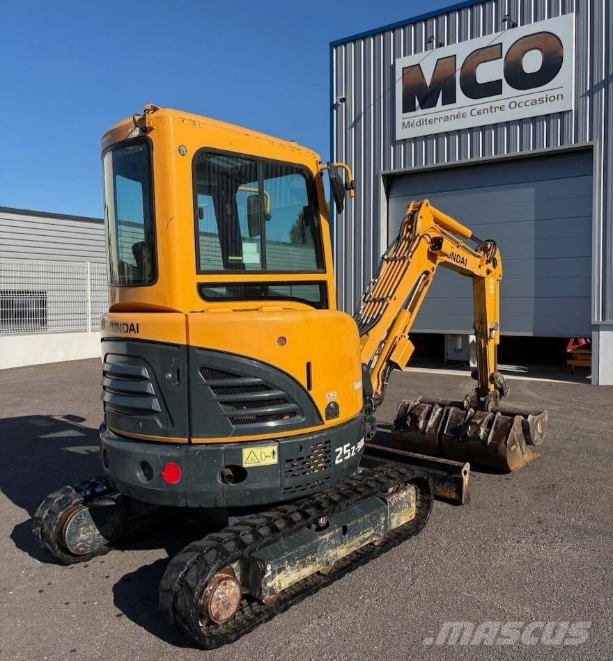 Hyundai R25Z-9 AK Minigravemaskiner