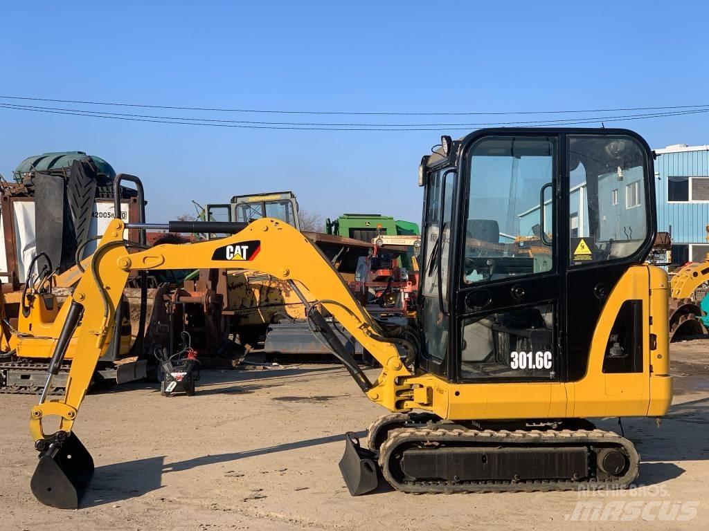 CAT 301.6C Minigravemaskiner