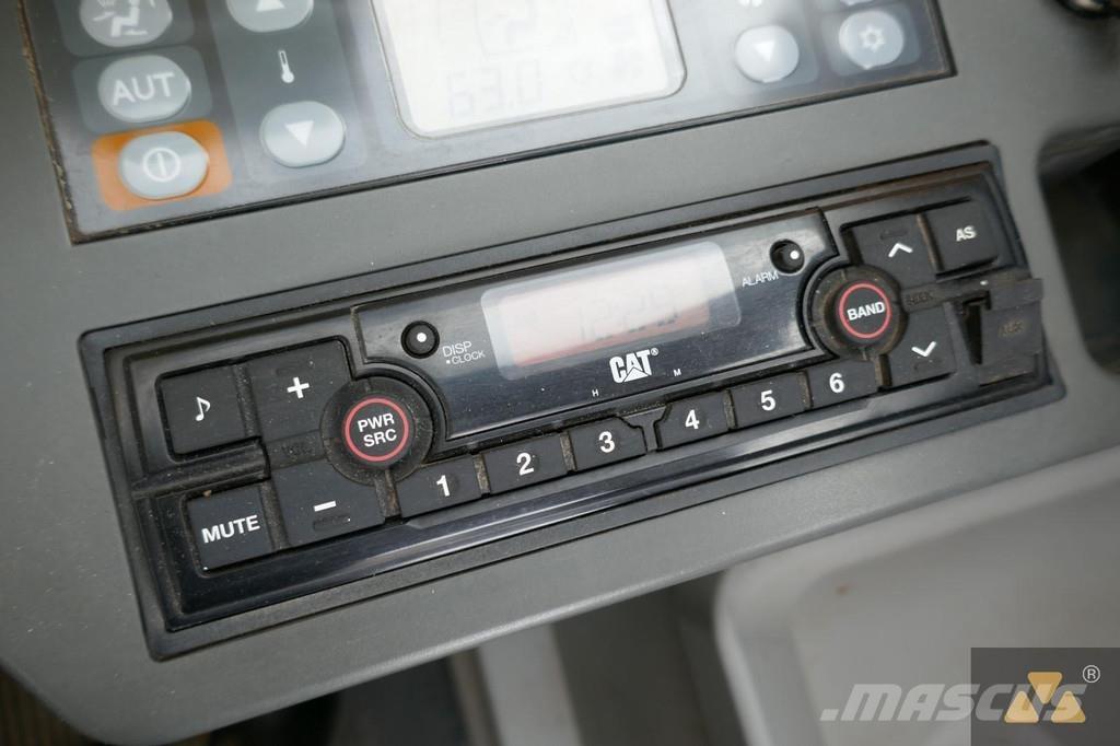 CAT 325F LCR Gravemaskiner på larvebånd