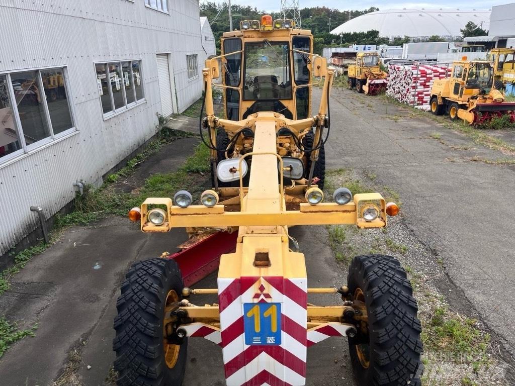 Mitsubishi MG 500 Vejhøvle / Gradere
