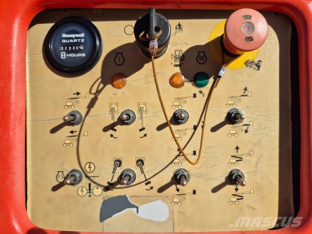 SkyJack SJ 63 AJ Bomlifte med knækarm