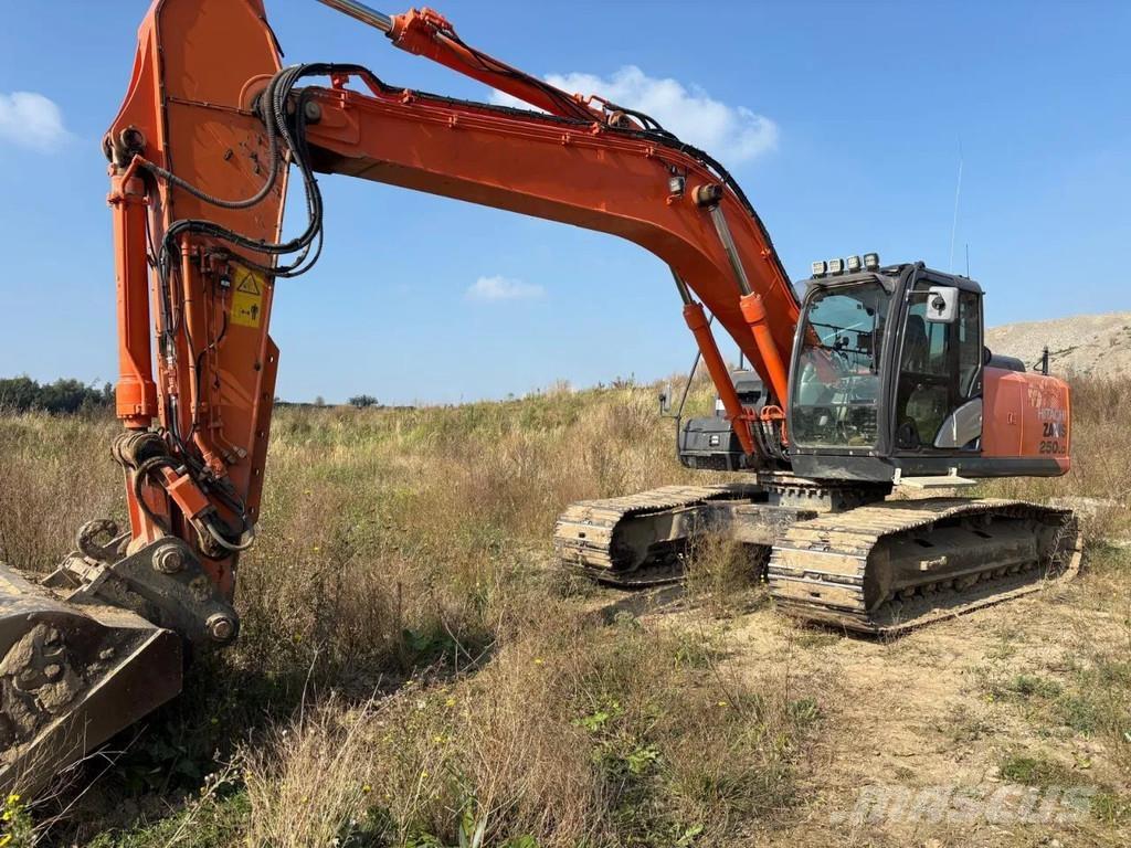 Hitachi ZX250LC-5B Gravemaskiner på larvebånd
