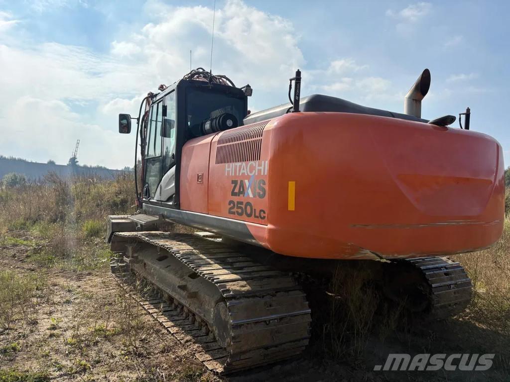 Hitachi ZX250LC-5B Gravemaskiner på larvebånd