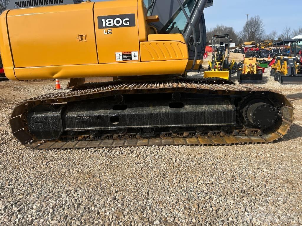 DEERE 180G LC Gravemaskiner på larvebånd