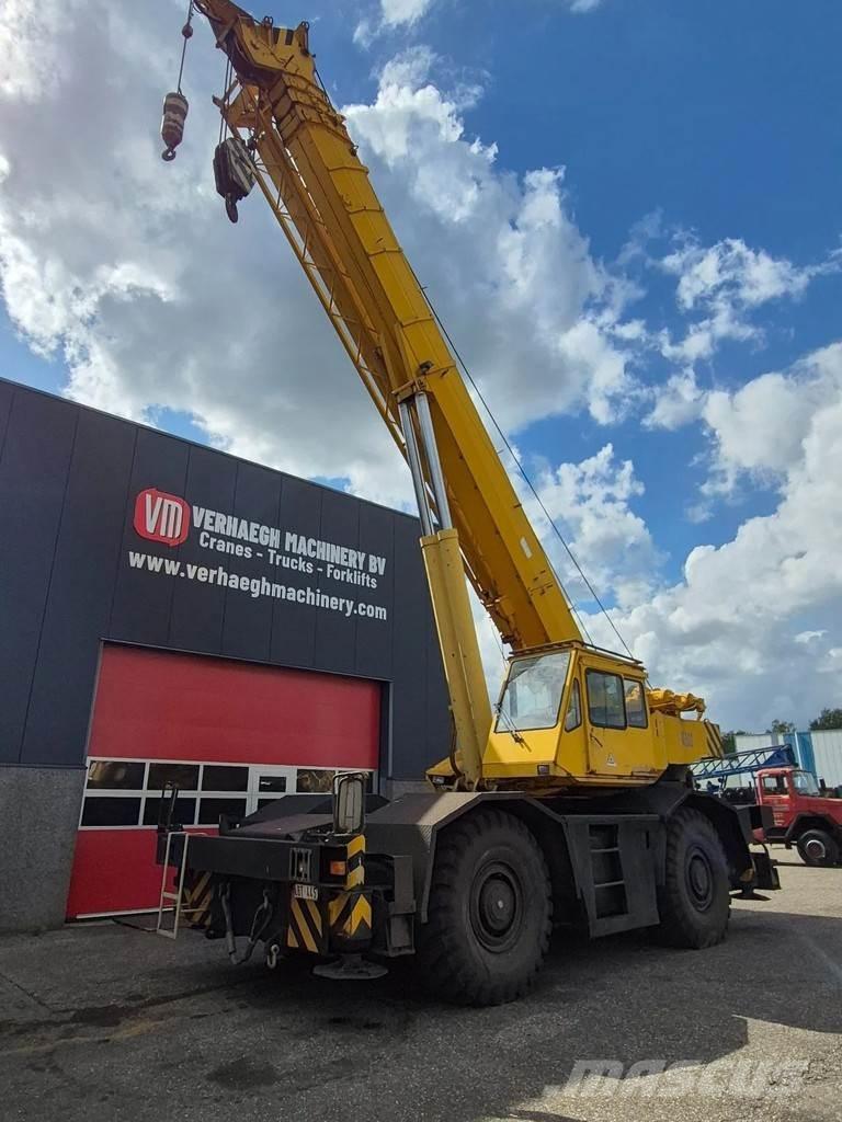 Tadano tr-400e Kraner til alt terræn