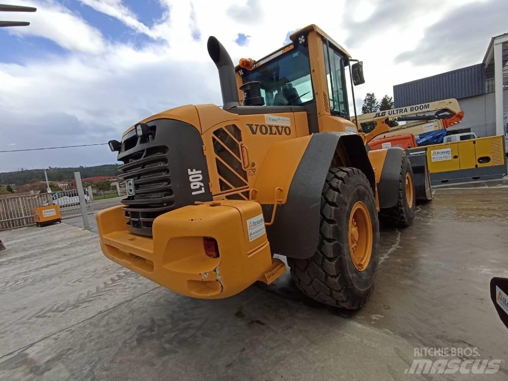 Volvo L 90 F Læssemaskiner på hjul