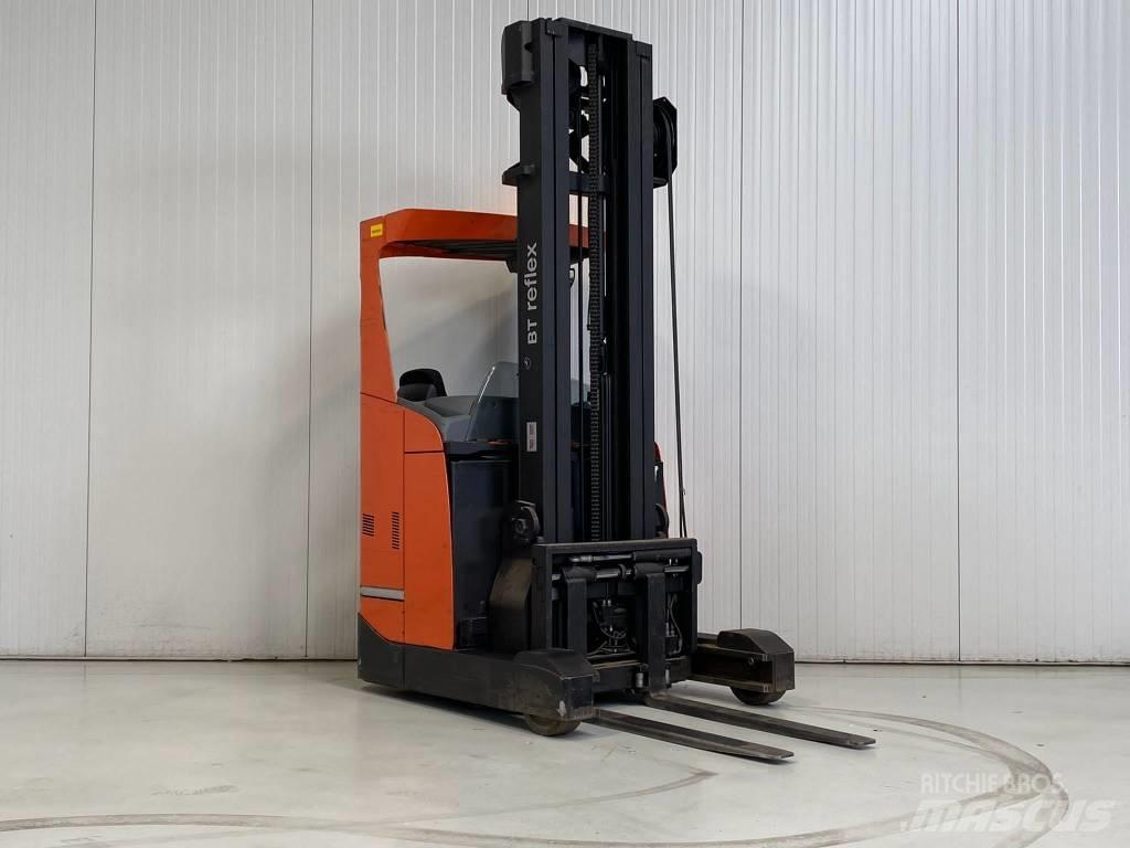 BT RRE140E Reachtruck