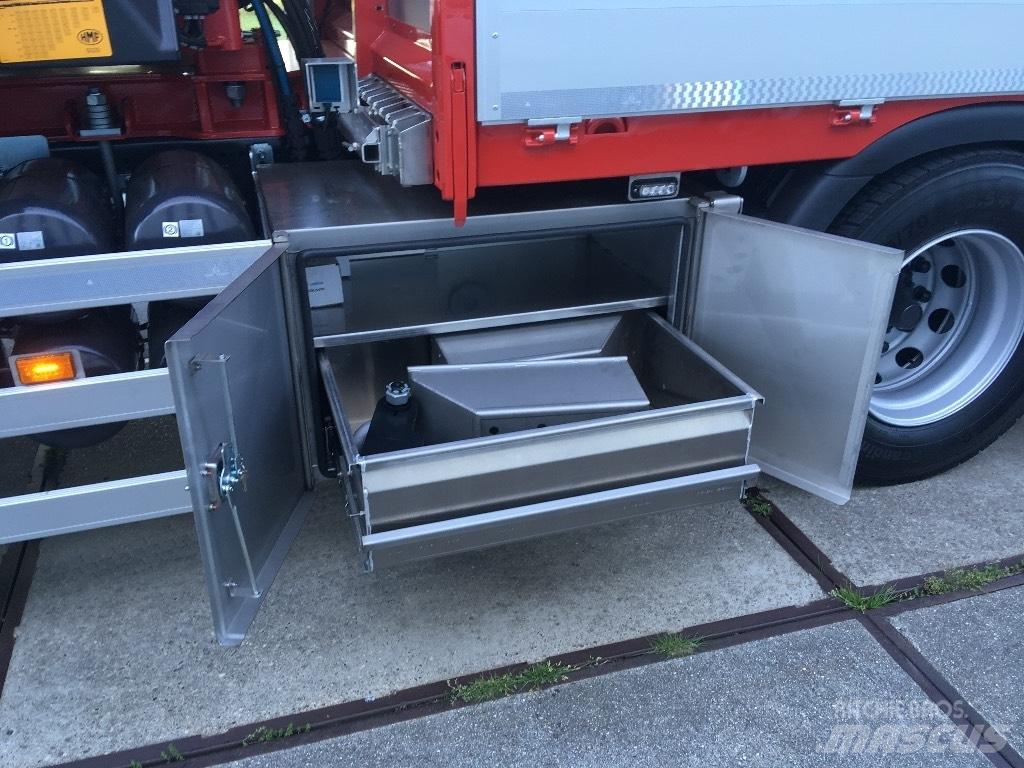 Scania R 560 Lastbil med kran
