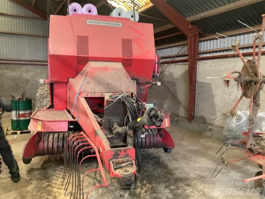 Massey Ferguson 190 Pressere til firkantede baller