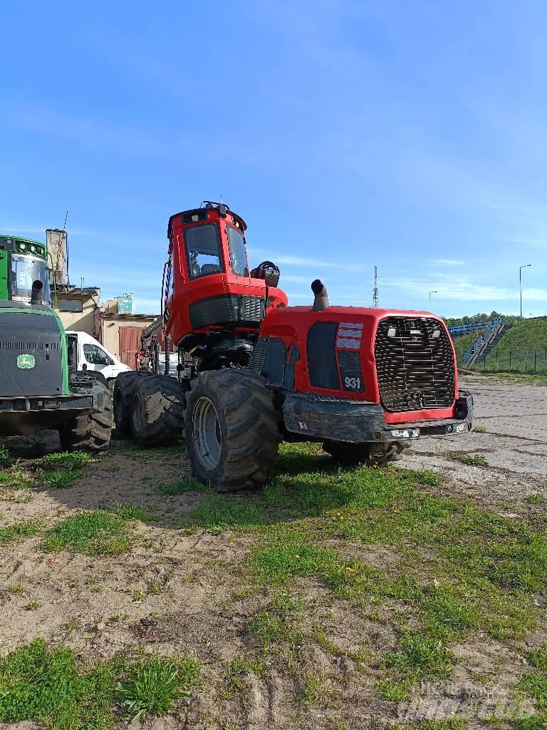 Komatsu 931 Skovningsmaskiner