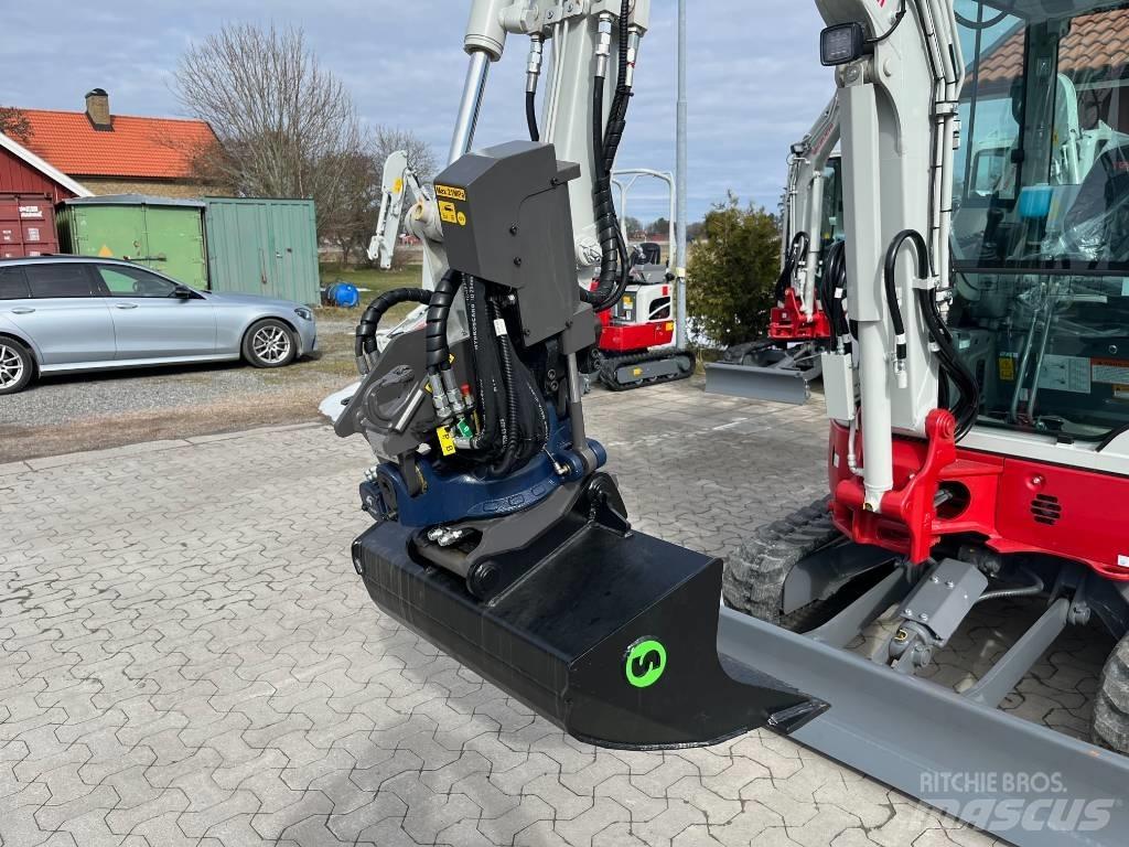 Takeuchi TB325R Minigravemaskiner