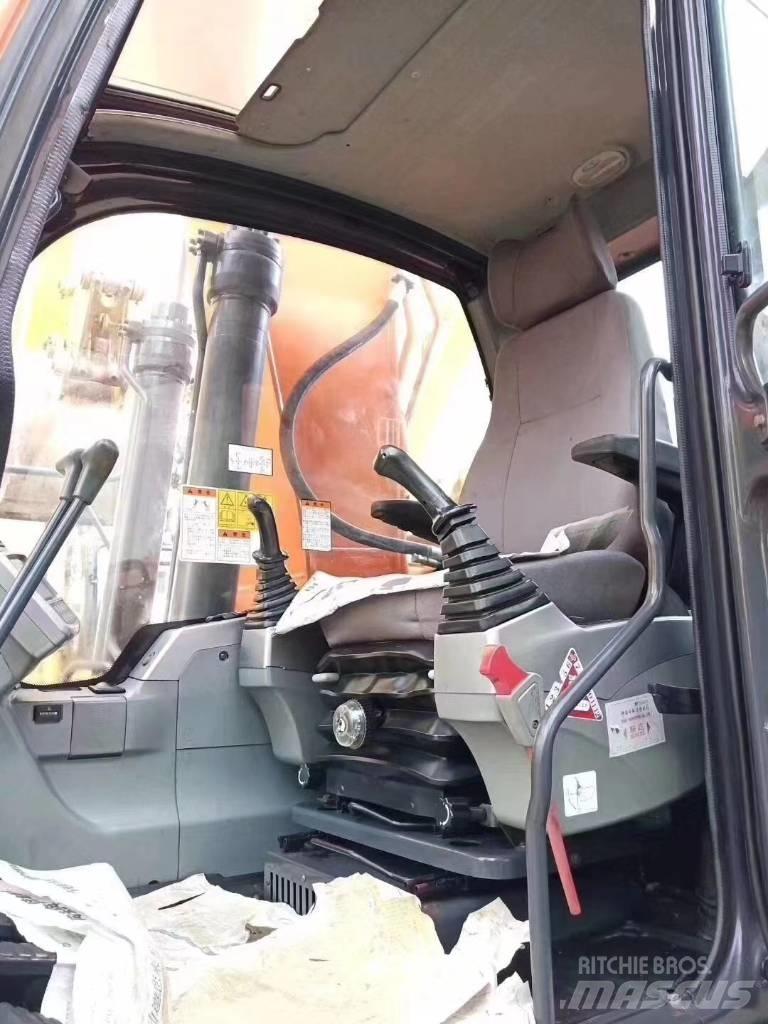 Doosan DX 225 LC Gravemaskiner på larvebånd