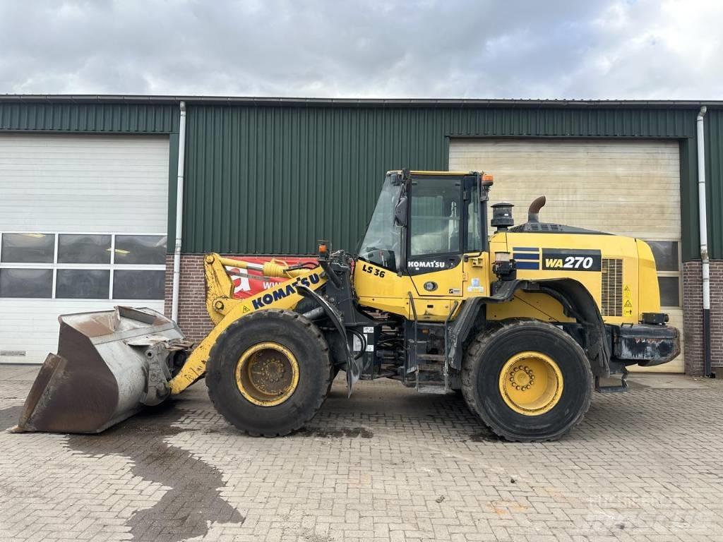 Komatsu WA270 8 Læssemaskiner på hjul