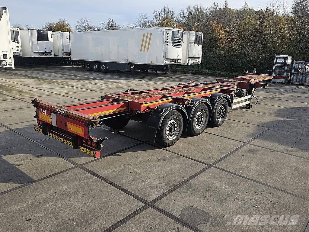 Ozgul MULTI Semi-trailer med containerramme