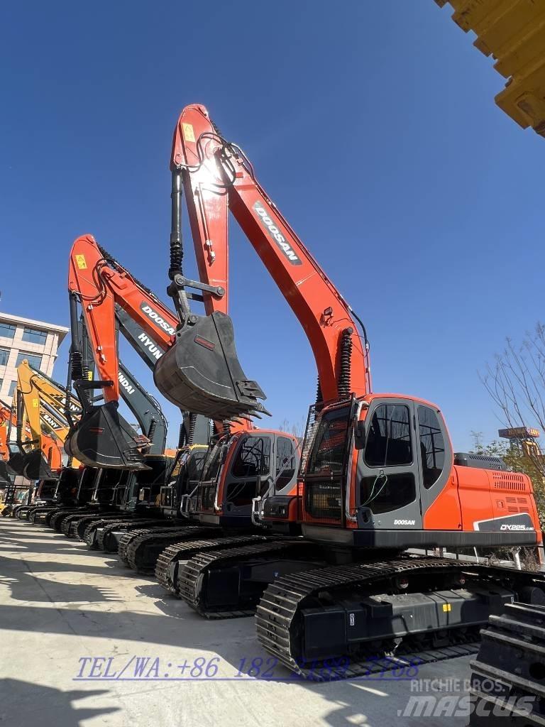 Doosan DX225 Gravemaskiner på larvebånd