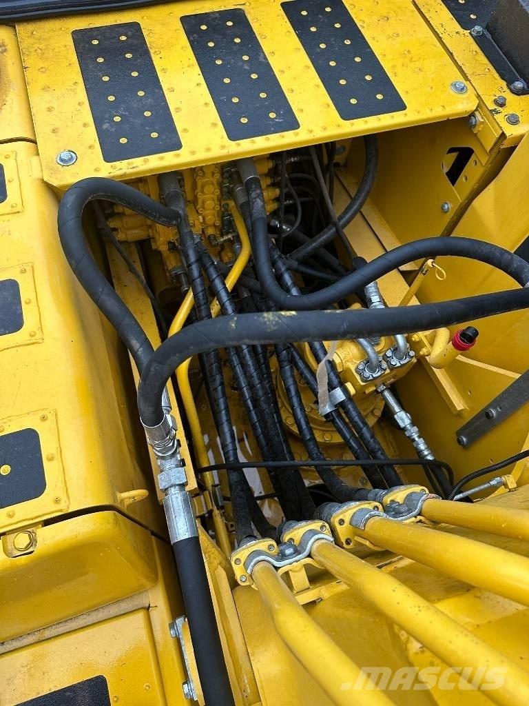 Komatsu PC 200-8 Gravemaskiner på larvebånd