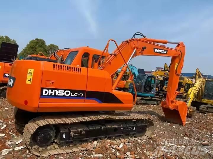 Doosan DH150 Gravemaskiner på larvebånd