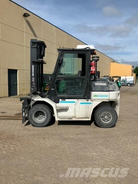 UniCarriers DX60-5 Diesel gaffeltrucks