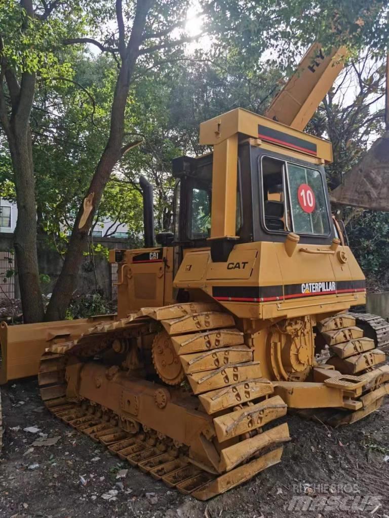CAT D 4 H Bulldozer på larvebånd