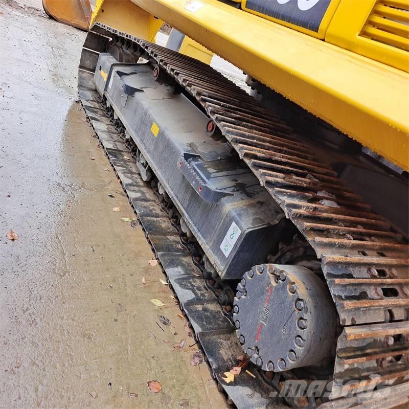 Komatsu PC 200-8 Gravemaskiner på larvebånd