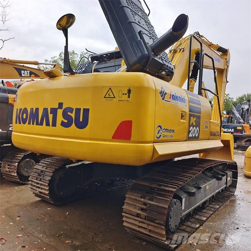 Komatsu PC 200-8 Gravemaskiner på larvebånd