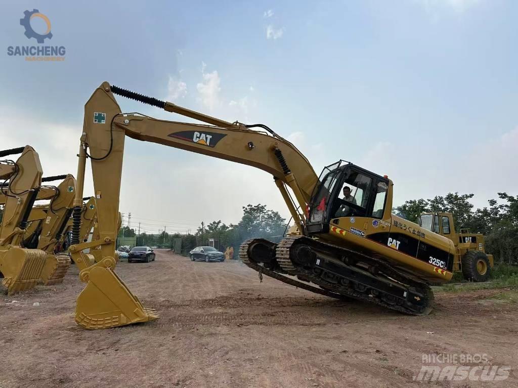 CAT 325 CL Gravemaskiner på larvebånd