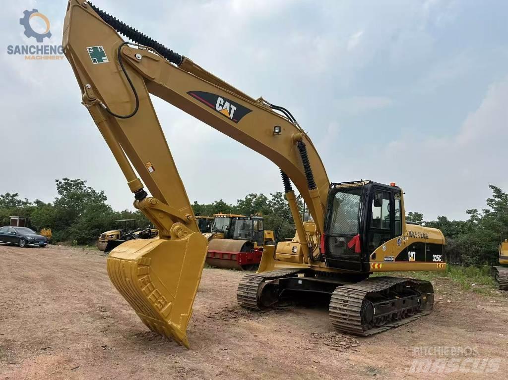 CAT 325 CL Gravemaskiner på larvebånd