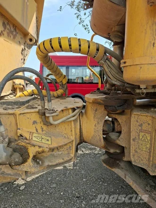 Volvo A 25 D Terrængående lastbiler
