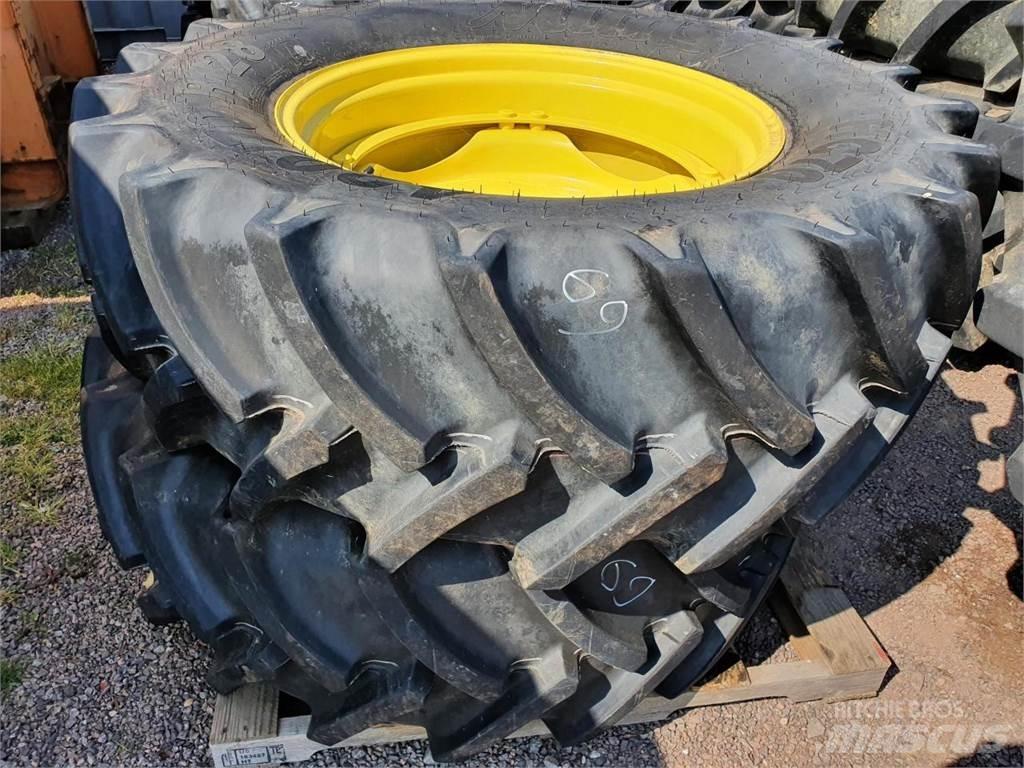 Mitas 420/70R28 x2 Hjul, Dæk og Fælge