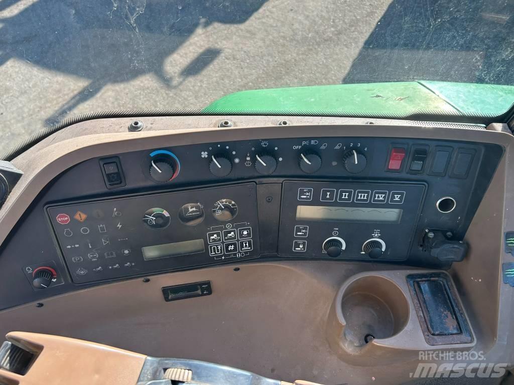 John Deere 8200 Traktorer