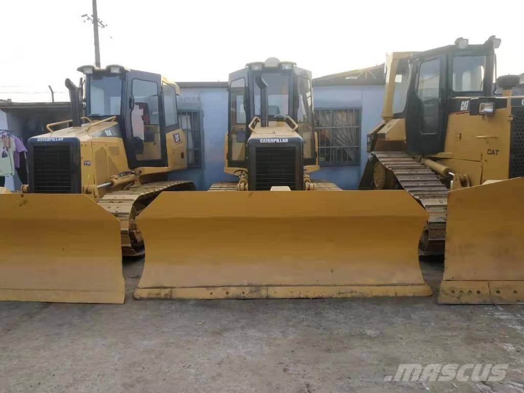 CAT D5M Bulldozer på larvebånd