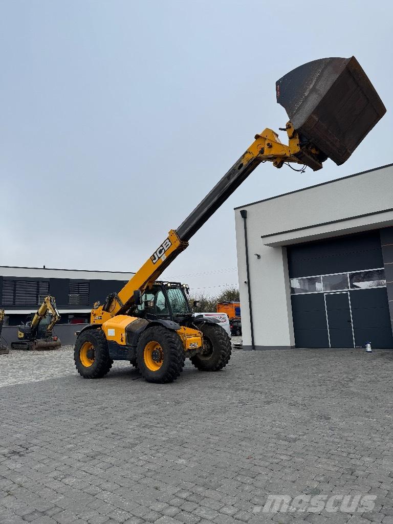 JCB 560-80 Teleskoplæssere til landbrug
