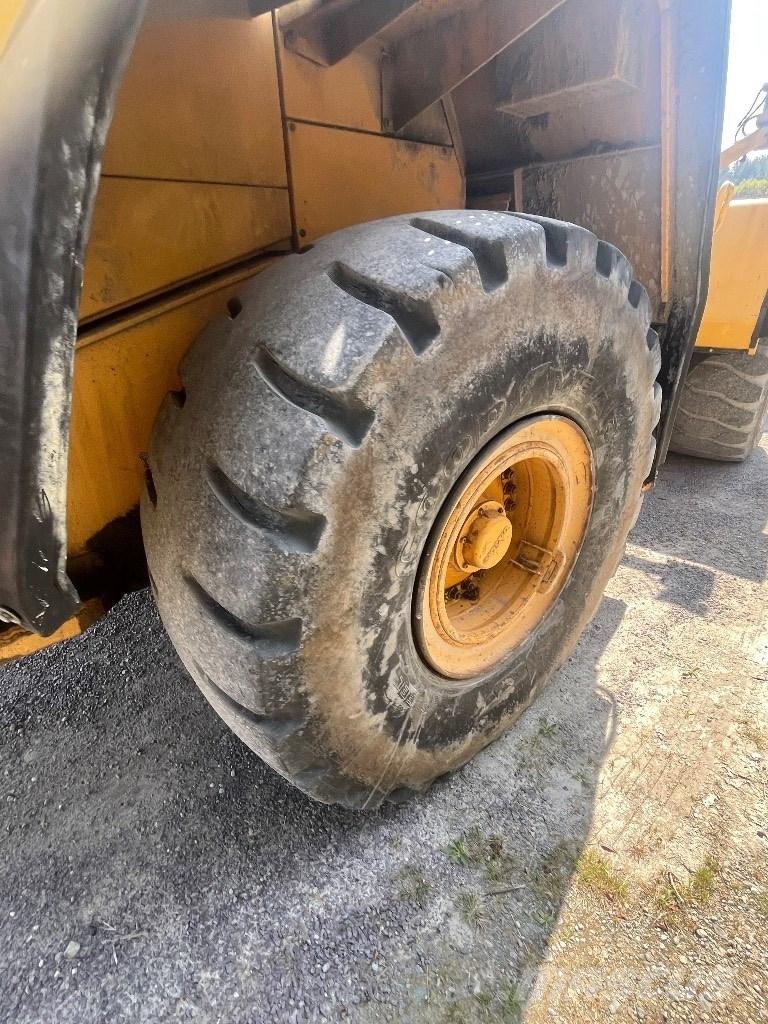 Volvo L180F Læssemaskiner på hjul