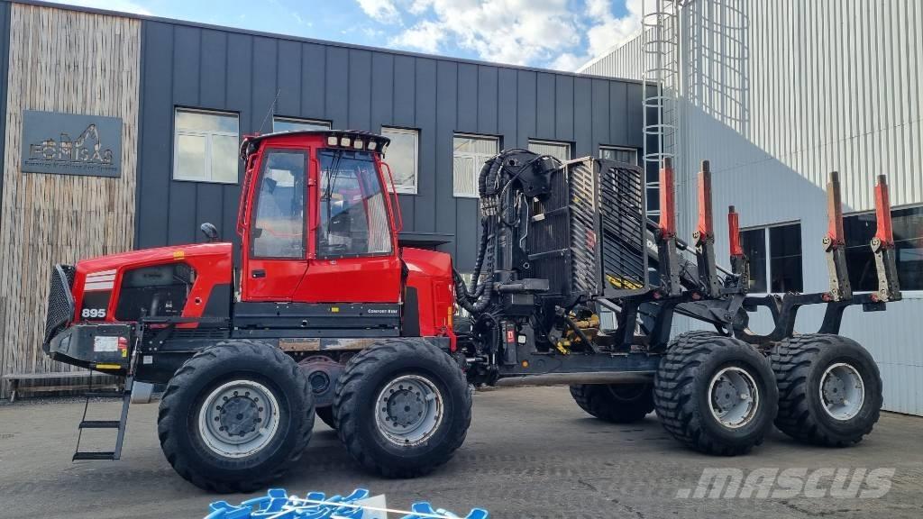 Komatsu 895 Udkørselsmaskiner