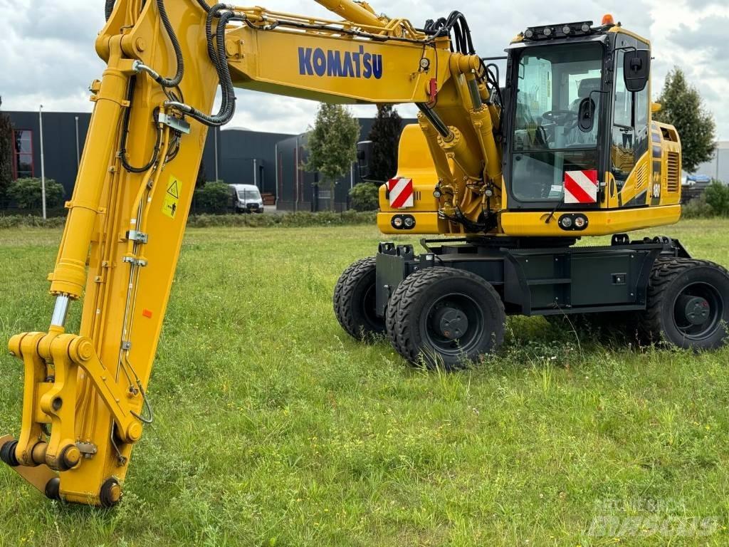 Komatsu PW180-11E0 Gravemaskiner på hjul