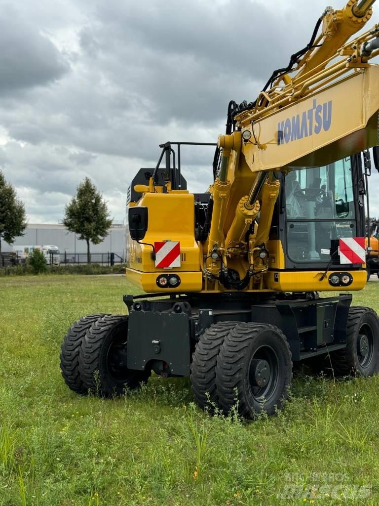 Komatsu PW180-11E0 Gravemaskiner på hjul