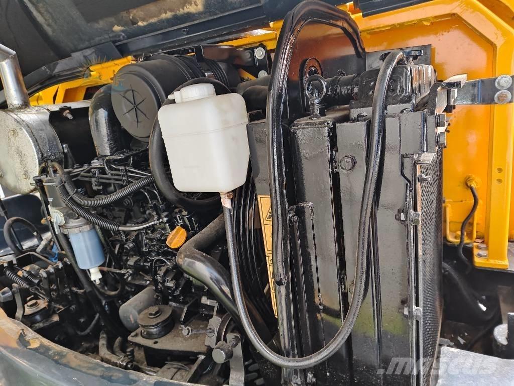 Hyundai R60W Gravemaskiner på hjul