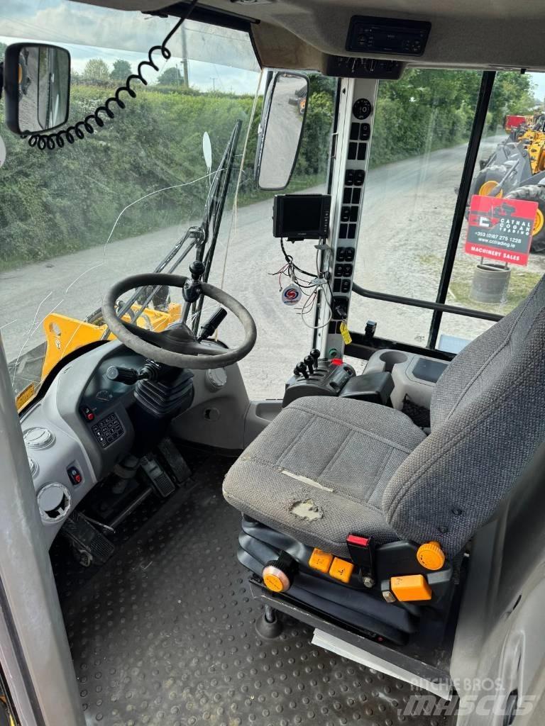 Volvo L 120 F Læssemaskiner på hjul