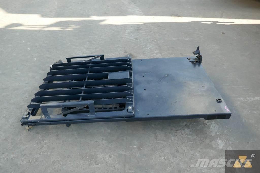 CAT 357-4102 Kabiner og interiør