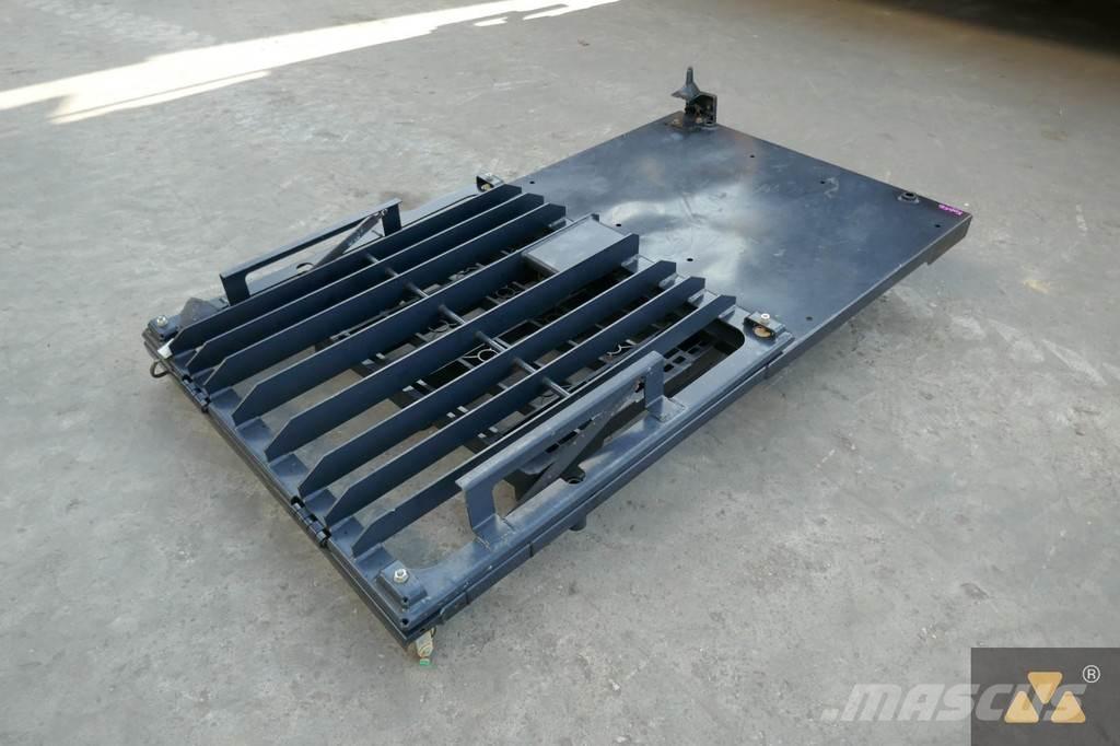 CAT 357-4102 Kabiner og interiør