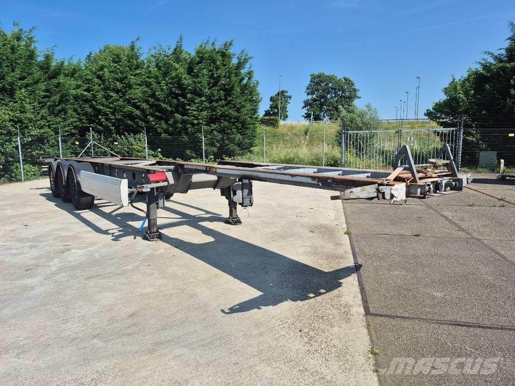 Van Hool A3C002 Semi-trailer med containerramme